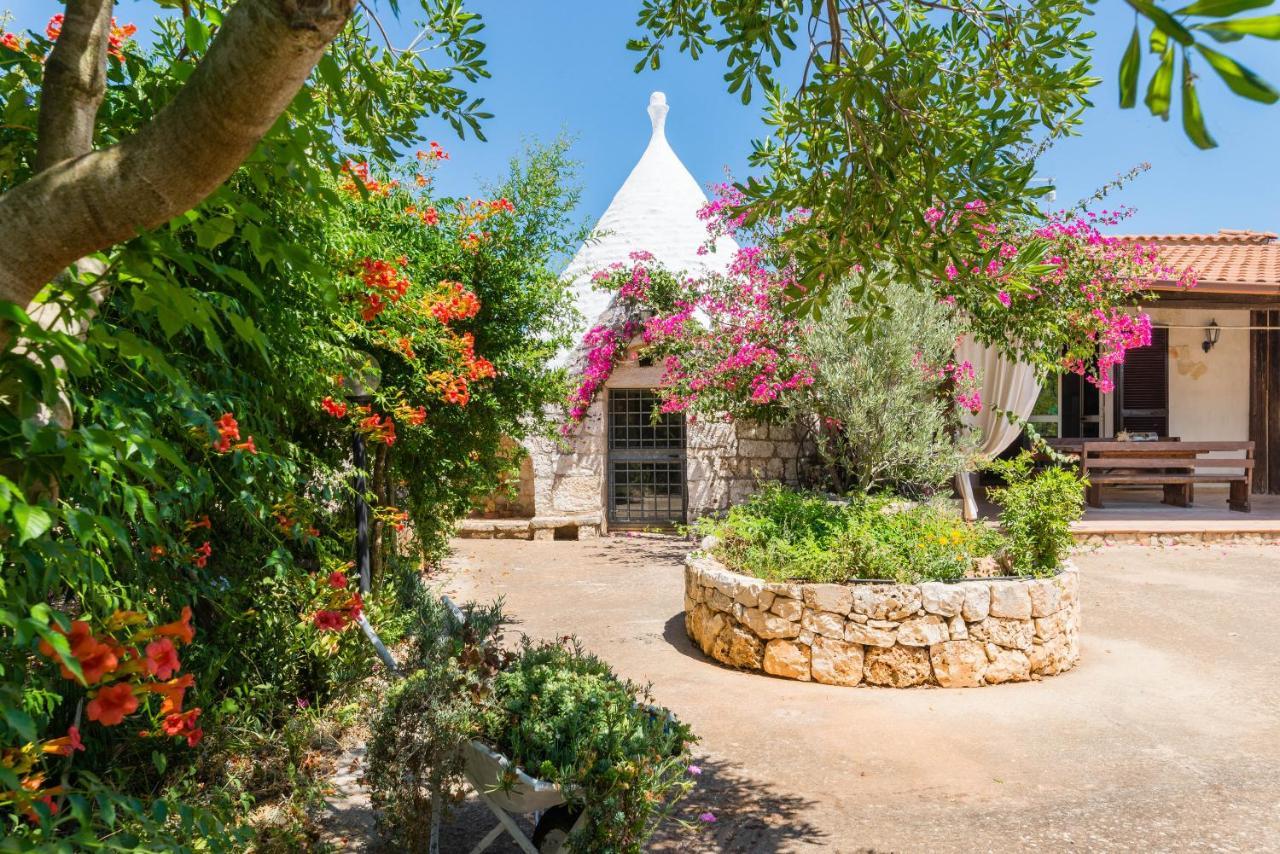 Вилла Il Trullo Di Martino Остуни Экстерьер фото
