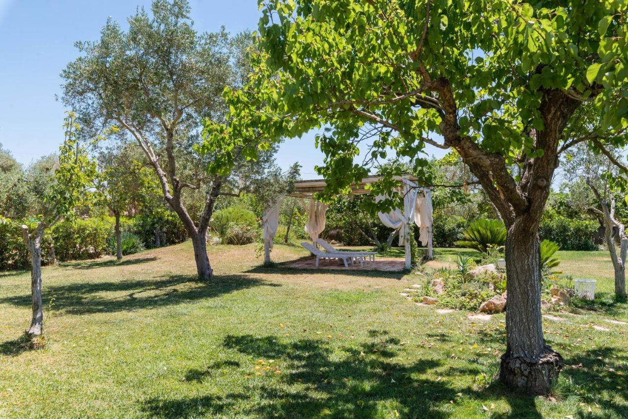 Вилла Il Trullo Di Martino Остуни Экстерьер фото